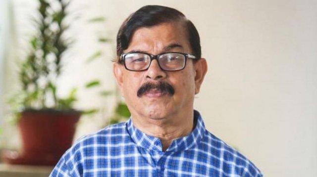 ঢাকা-১৮ আসন থেকে সরে দাঁড়ানোর ঘোষণা মান্নার