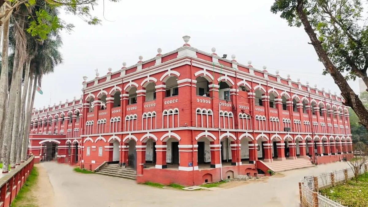 যশোরে ৪ ঘণ্টার মধ্যে কোরবানির বর্জ্য অপসারণের নির্দেশ