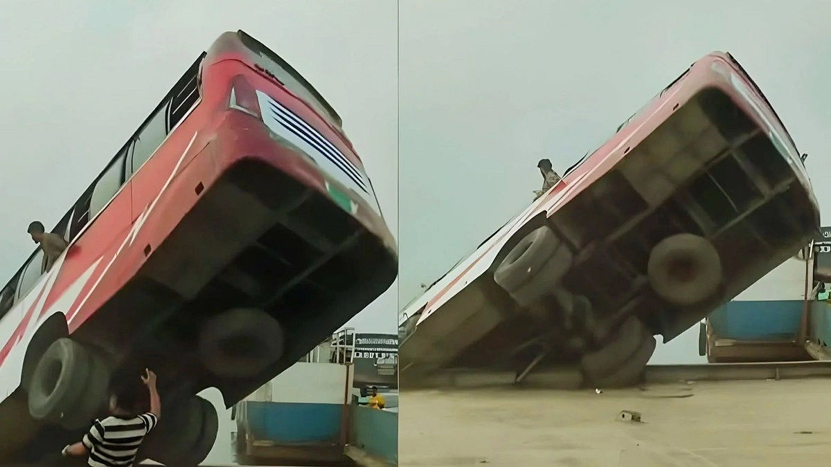 নির্দেশনা অমান্যেই পদ্মায় বাসডুবি— বললেন সচিব