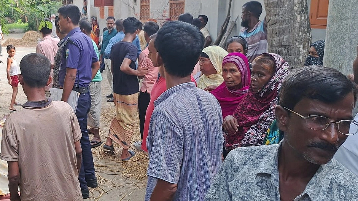 স্বামীকে কুপিয়ে হত্যার অভিযোগে স্ত্রী আটক