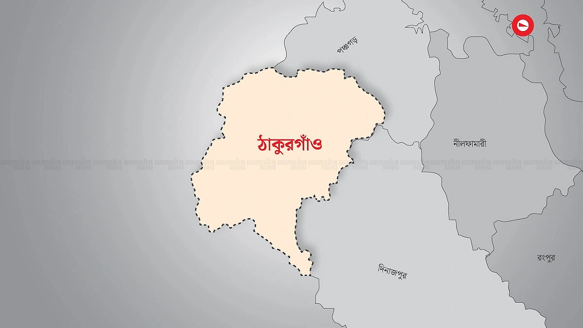 সড়ক দুর্ঘটনায় প্রাণ গেল ভ্যানচালকের
