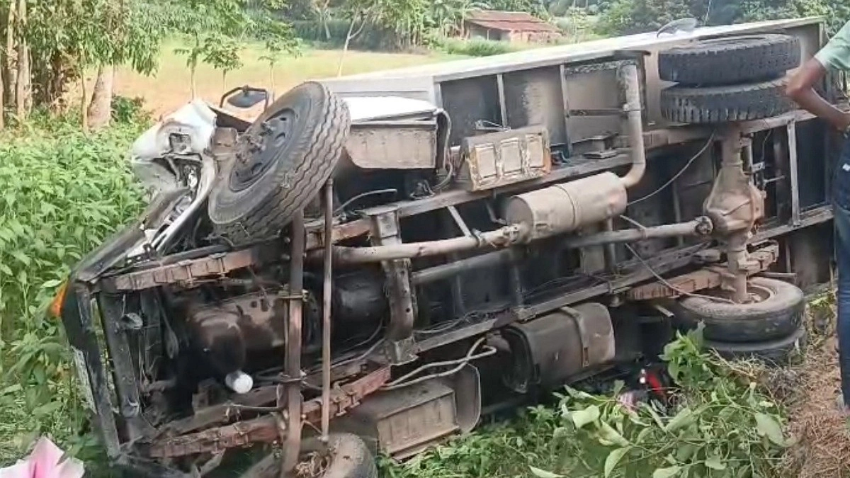 তালায় পিকআপ-মোটরসাইকেল সংঘর্ষে দুই আরোহী নিহত