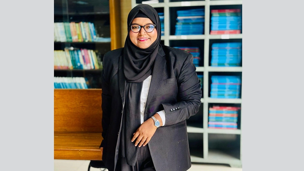 চীন সফরে বিএনপির তরুণ দলে ছাত্রদল নেত্রী নওরীন
