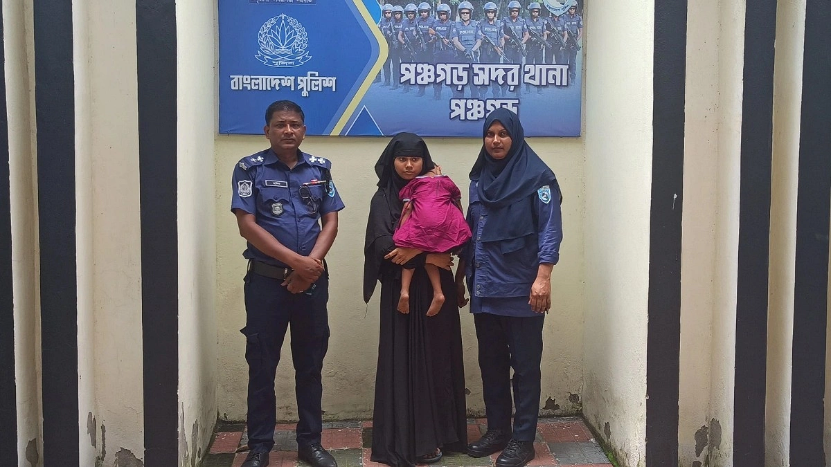 স্বামী ভারতে, সন্তানসহ পঞ্চগড়ে আটক মাদারীপুরের বৃষ্টি