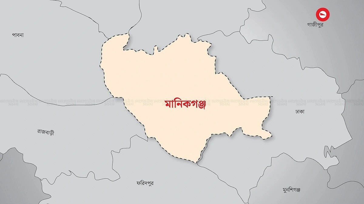 বাসস্ট্যান্ডে দাঁড়িয়ে থাকা পথচারীকে ট্রাকের ধাক্কা, অতঃপর