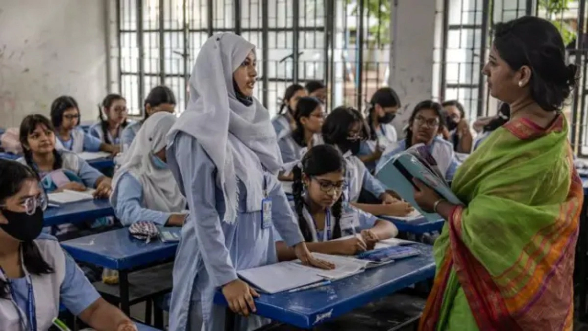 ঈদের আগে শিক্ষকদের বেতন-বোনাস নিয়ে নতুন নির্দেশনা