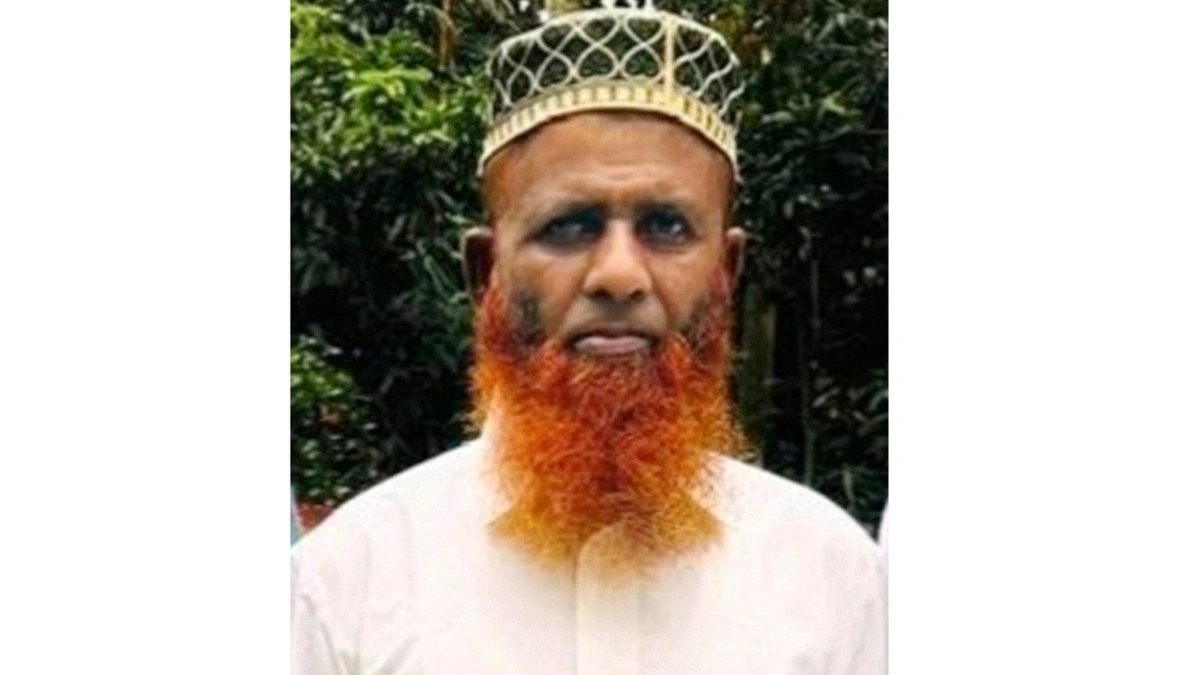 চাঁদপুরে বাসচাপায় হাসপাতালের দারোয়ান নিহত