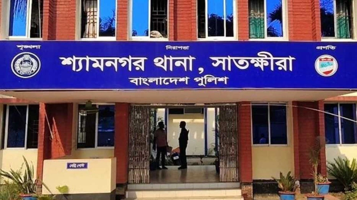 শ্যামনগরে ঝড়ে তালগাছ চাপা পড়ে শিশুর মৃত্যু