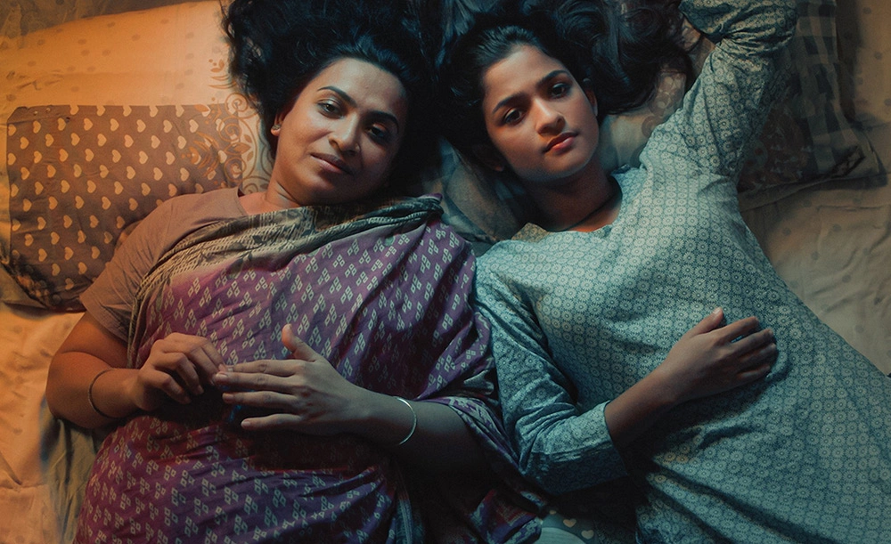 ‘সিলভার সাদিয়া’র দৃশ্যে ফারজানা ছবি ও সাদিয়া আয়মান (ছবি: সিনেমাওয়ালা)