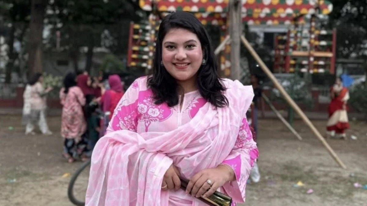 কারিনা কায়সারের মরদেহ দেশে, সোমবার দাফন মুন্সিগঞ্জে