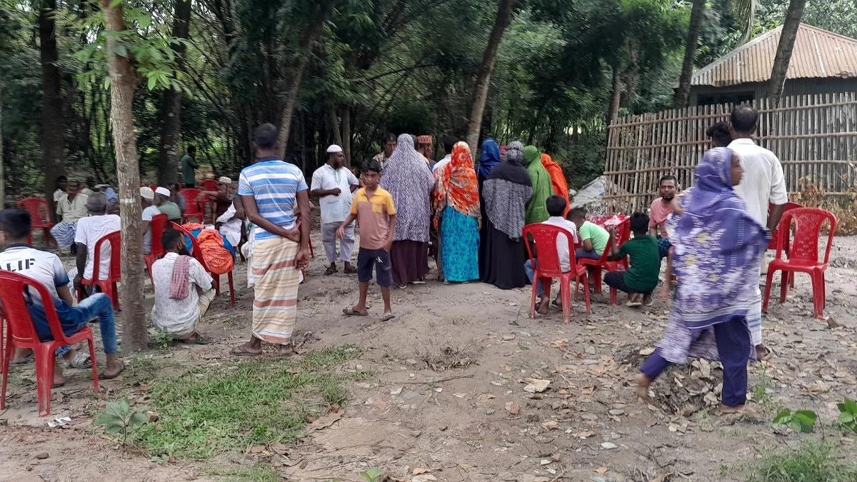 ঈশ্বরদীতে ট্রেনের ধাক্কায় প্রাণ গেল যুবকের