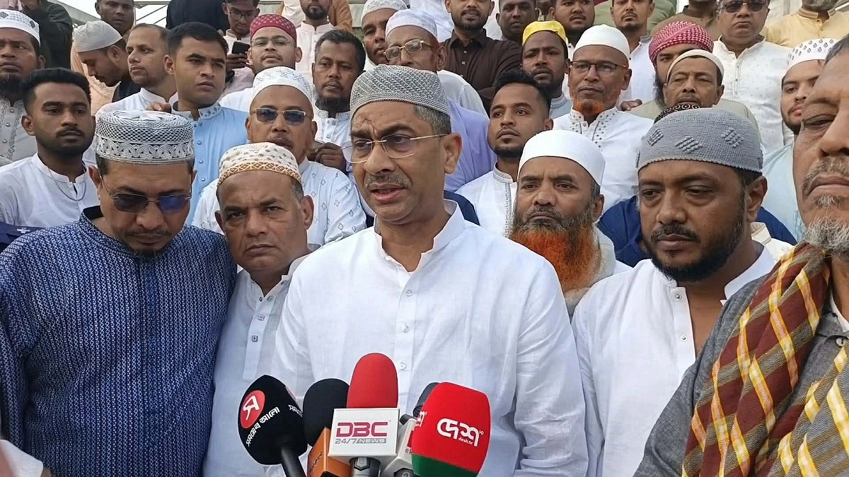 লক্ষ্মীপুরে ঈদ পানিসম্পদ মন্ত্রীর, ত্যাগের মহিমায় শান্তির আহ্বান