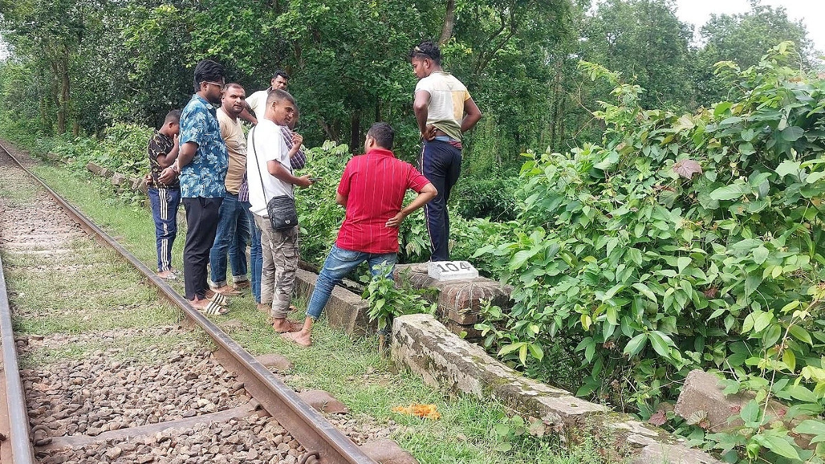 শ্রীপুরে রেল সেতুর নিচে মিলল যুবকের মরদেহ