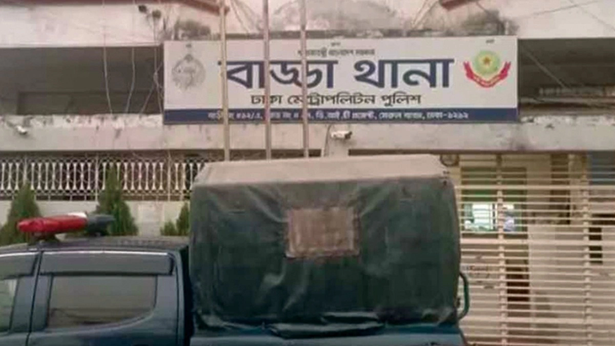 ঋণ করে কিনেছিলেন ব্যাটারিচালিত রিকশা, মৃত্যু বাসচাপায়