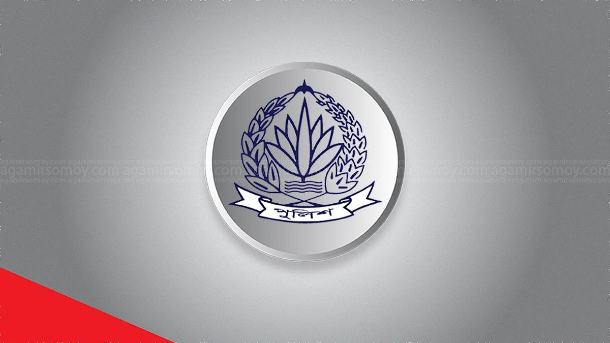 ঘুরে দাঁড়াতে পারছে না পুলিশ