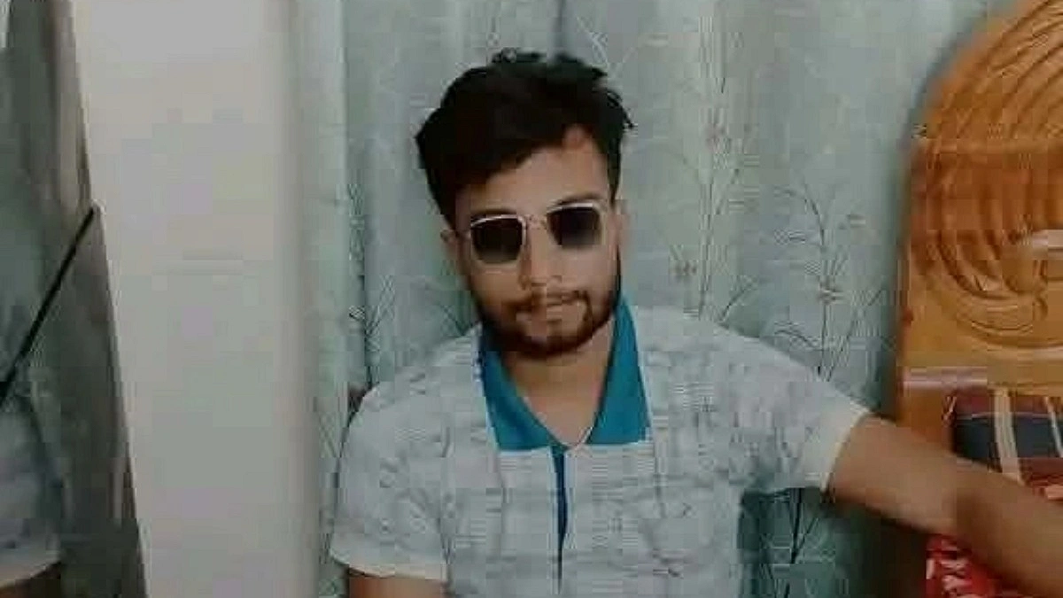 বন্ধুদের সঙ্গে বেরিয়ে নিখোঁজ, দুই দিন পর লাশ মিলল পুকুরে