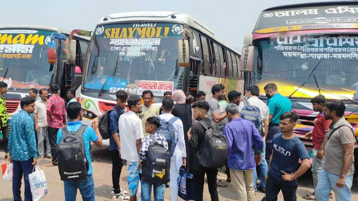 গাবতলীতে ঘরমুখী মানুষের ভিড়, ‘ঈদ বোনাস’ নামে অতিরিক্ত ভাড়া আদায়ের অভিযোগ