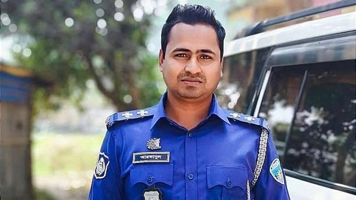 চকরিয়ায় প্রেমিক যুগলকে মারধর, সেই এসআই প্রত্যাহার