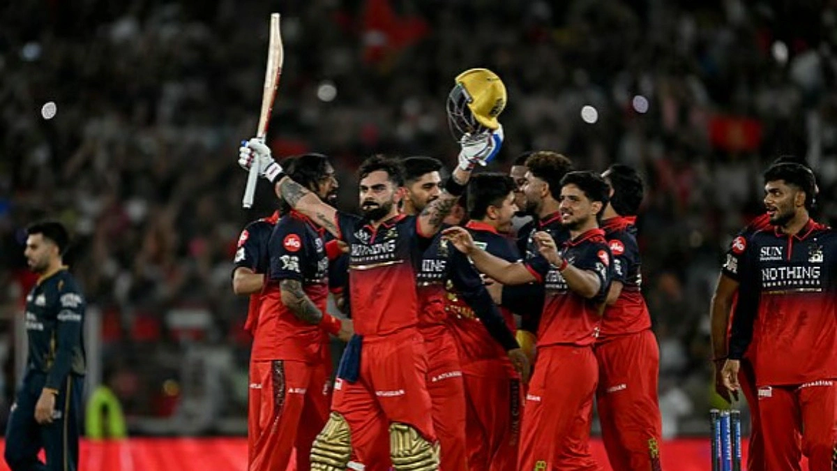 আবারও আইপিএল চ্যাম্পিয়ন কোহলির বেঙ্গালুরু