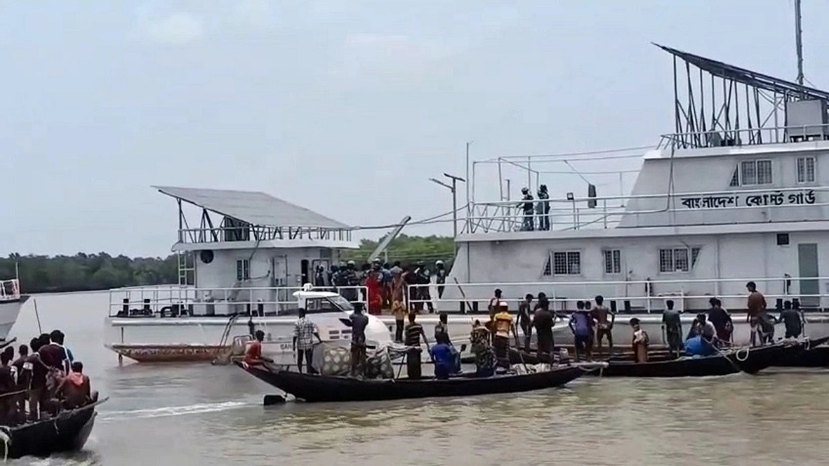কোস্ট গার্ডের হারবাড়িয়া স্টেশনে হামলা-ভাঙচুর, আহত