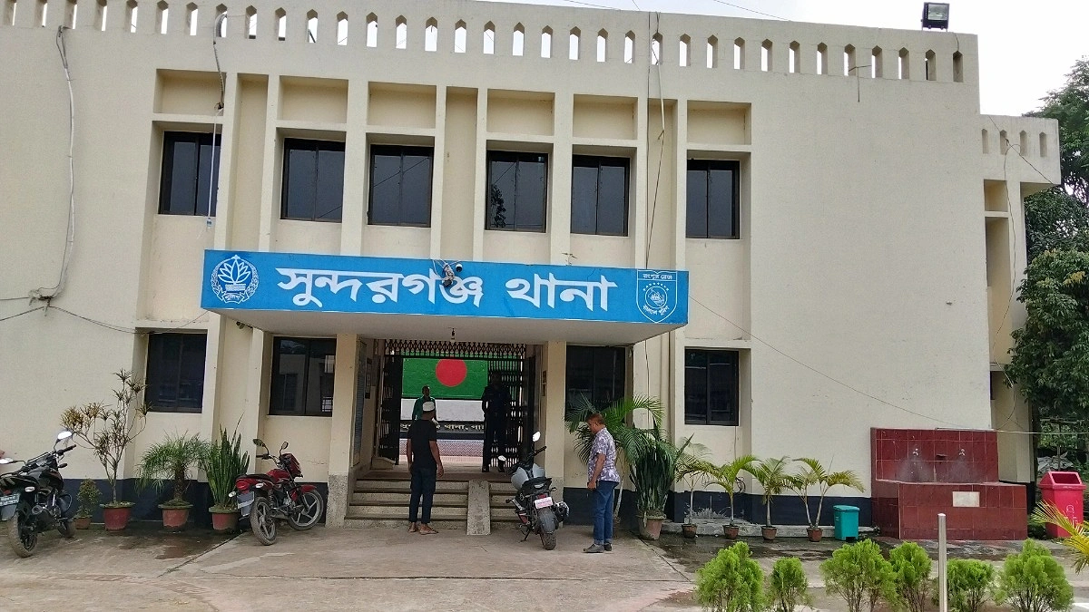 খেলতে গিয়ে পুকুরে, ঘণ্টাখানেক পর ভাসছিল দুই শিশুর মরদেহ