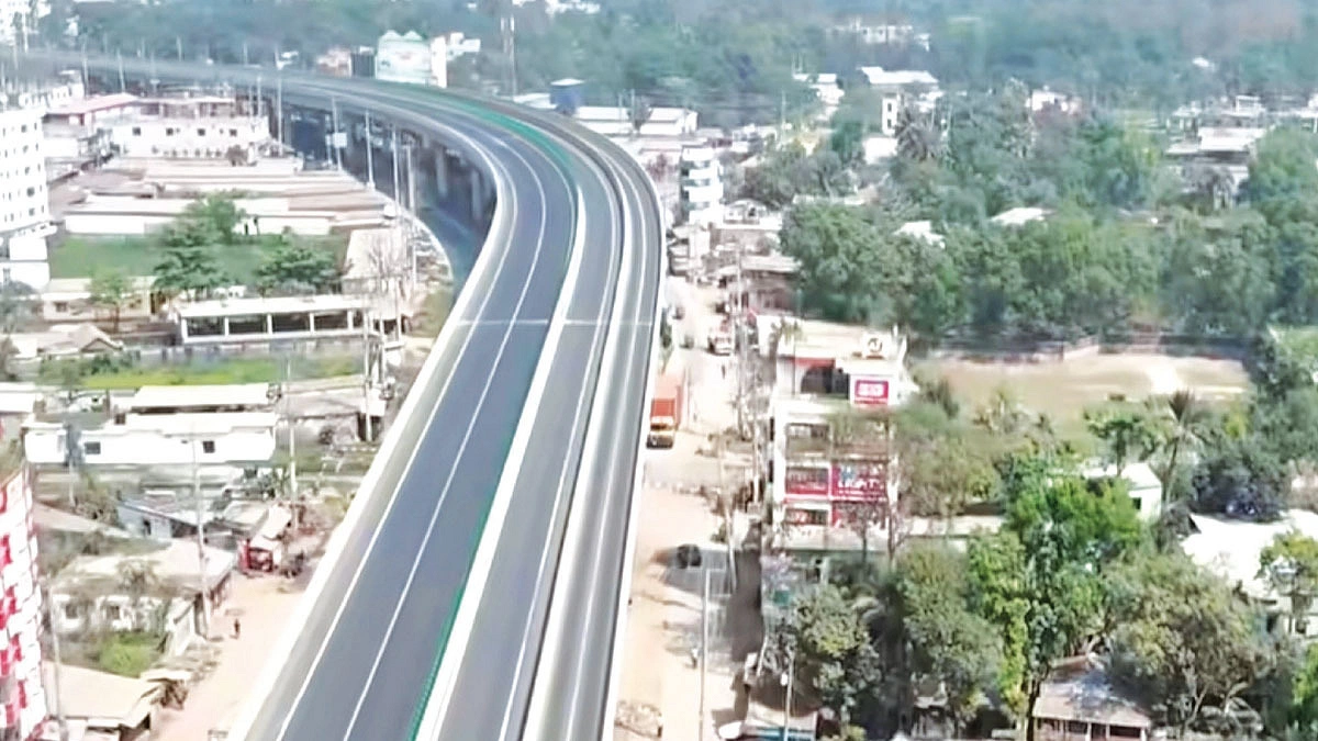 টোলে অনীহা, ওঠে না গাড়ি