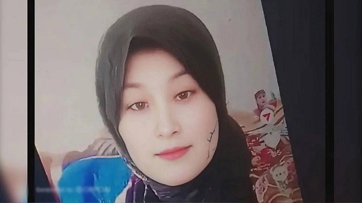 বাসায় ঢুকে নারীকে ছুরিকাঘাতে হত্যা, আটক ৩