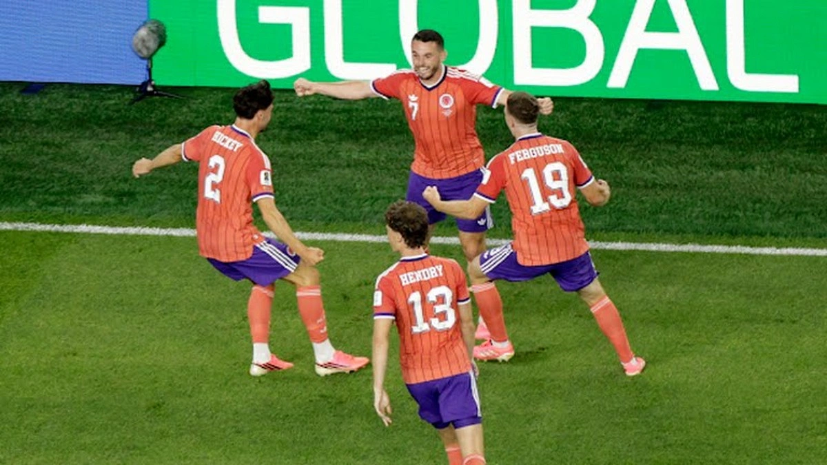 হাইতির বিপক্ষে এগিয়ে স্কটল্যান্ড
