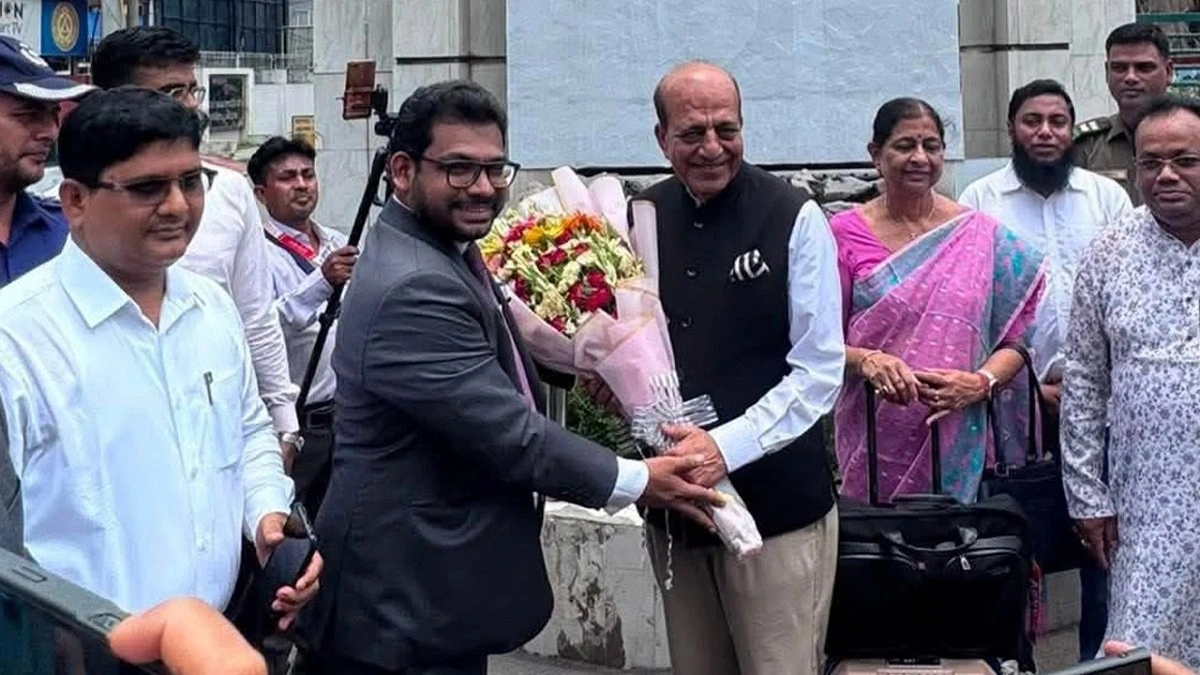 ঢাকায় পৌঁছেছেন ভারতের নতুন হাইকমিশনার