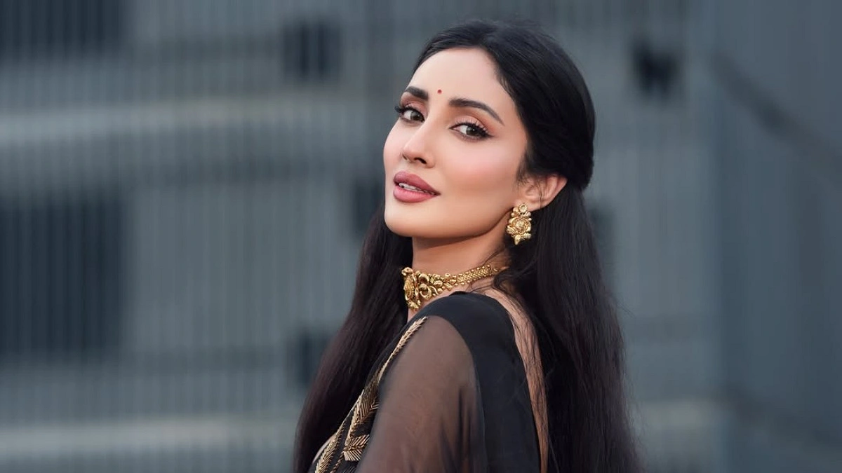 কাউকেই প্রতিদ্বন্দ্বী ভাবেন না মিথিলা