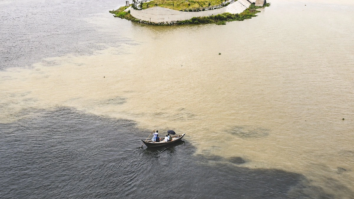 অনেক সংকটে প্রশ্ন সক্ষমতার