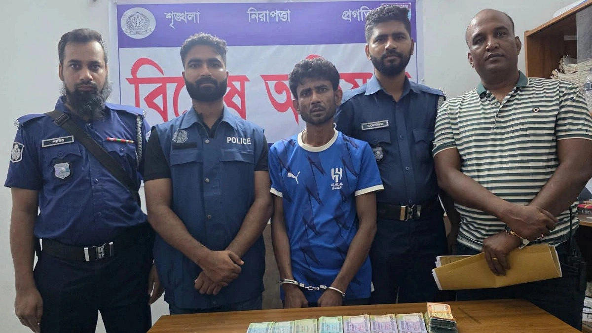 পুলিশ সদস্যকে কামড়ে পালালেন মাদক মামলার আসামি