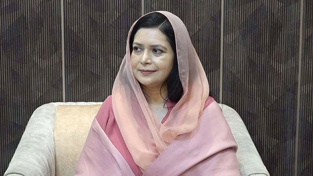 গাছ লাগিয়ে বাসযোগ্য পৃথিবী গড়ার আহ্বান ডা. জুবাইদার