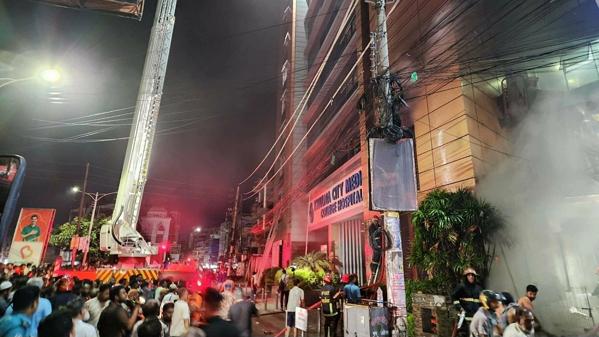 খুলনা সিটি মেডিকেলে আগুন নিয়ন্ত্রণে