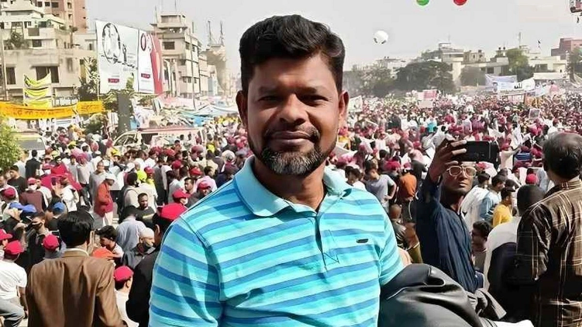 প্রকাশ্যেই বিএনপি নেতাকে কোপাল দুর্বৃত্তরা