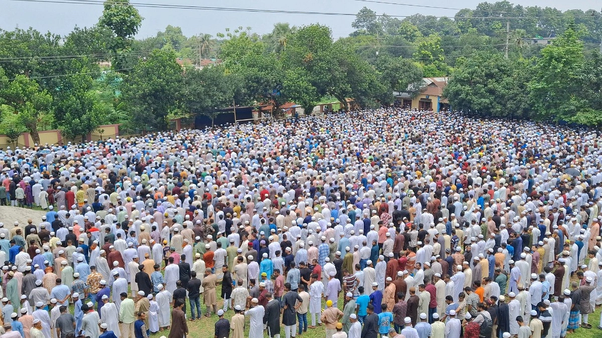 সাবেক মেয়র আনিছের জানাজায় আ. লীগ-বিএনপি নেতারা