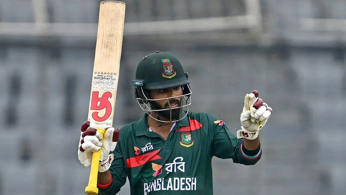জিম্বাবুয়ে টেস্টে কজনের অভিষেক হবে?