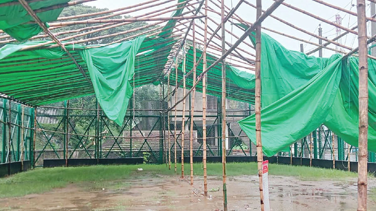 কৃষকের হাটে কৃষক নেই
