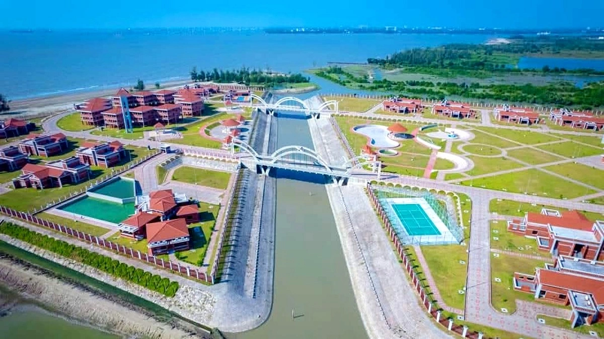 ৩০ বাংলো, স্যুট-মোটেল-পুল বানানোর যৌক্তিকতা কী