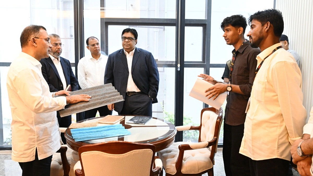 পরিবেশবান্ধব পণ্য উদ্ভাবনে প্রধানমন্ত্রীর প্রশংসা