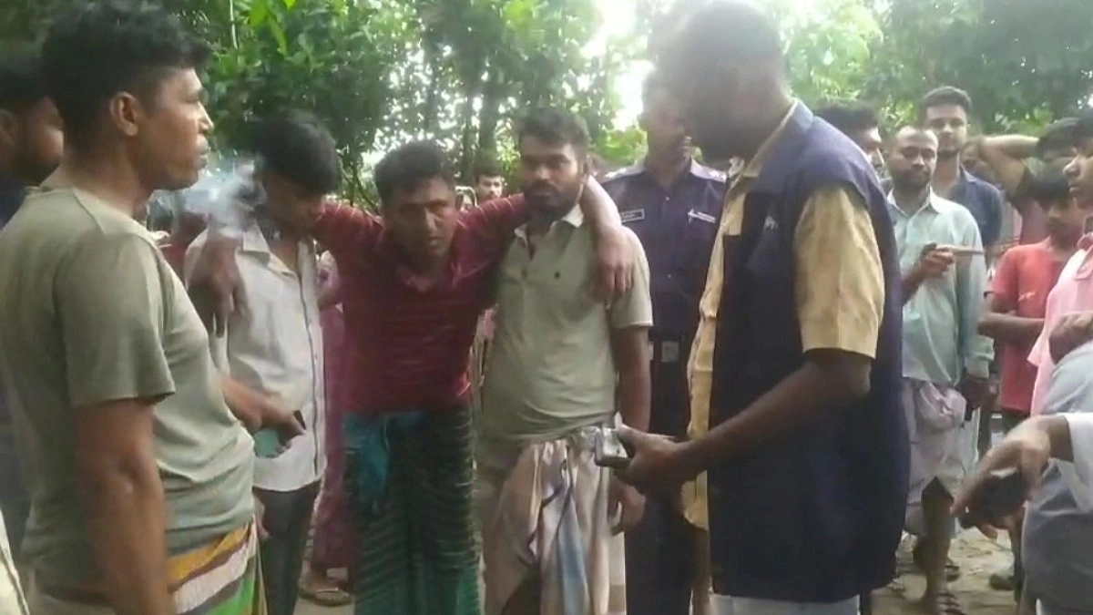 রূপগঞ্জে ডিবির ৩ সদস্যকে মারধর, গুরুতর আহত অবস্থায় উদ্ধার