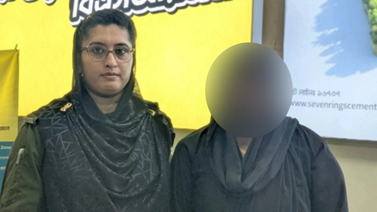 কক্সবাজার বিমানবন্দরে ১০ হাজার ইয়াবাসহ নারী আটক