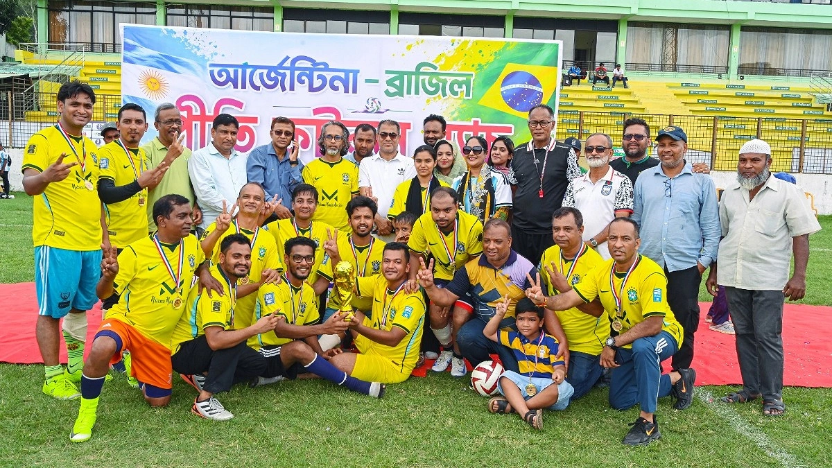 জেলা স্টেডিয়ামে সাংবাদিকদের প্রীতি ফুটবল