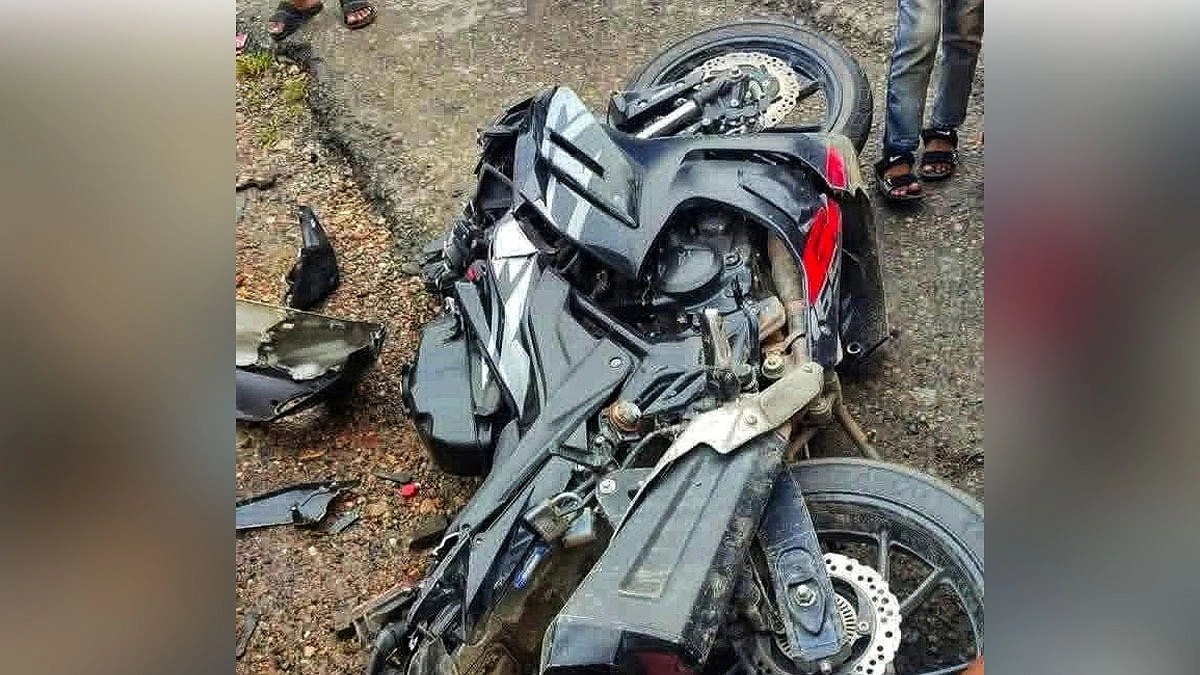 মাধবপুরে মোটরসাইকেলে বাসের ধাক্কা, নিহত ১