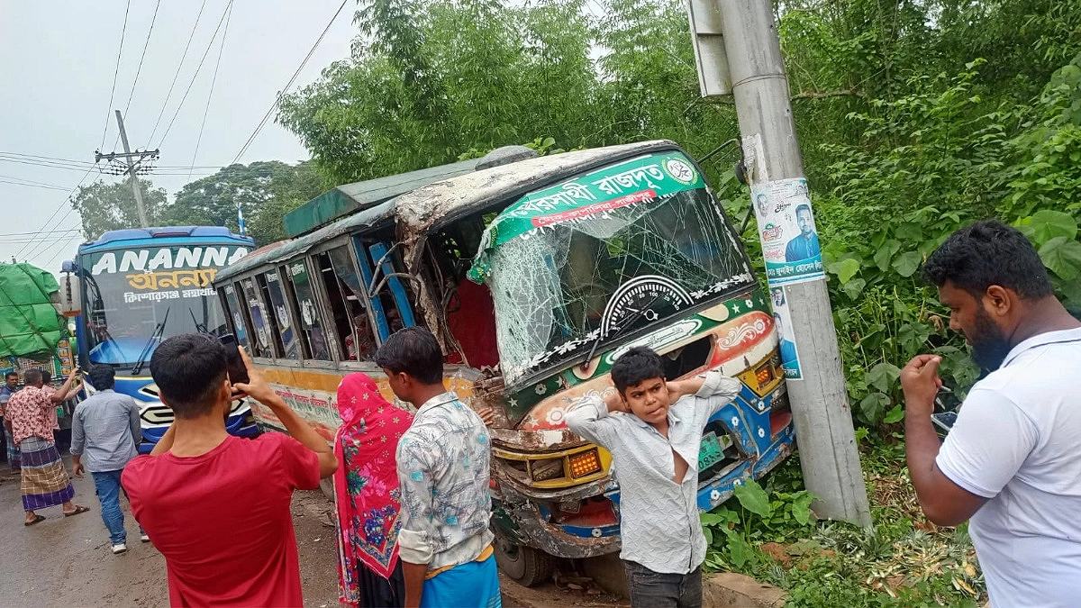 গাজীপুরে পৃথক দুর্ঘটনায় প্রাণ গেল মধ্যবয়সীর, আহত ৫