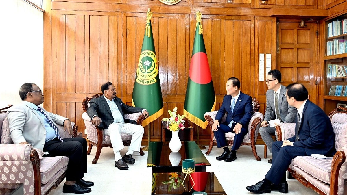 পানি সংকট মোকাবিলায় সবাইকে এগিয়ে আসতে হবে