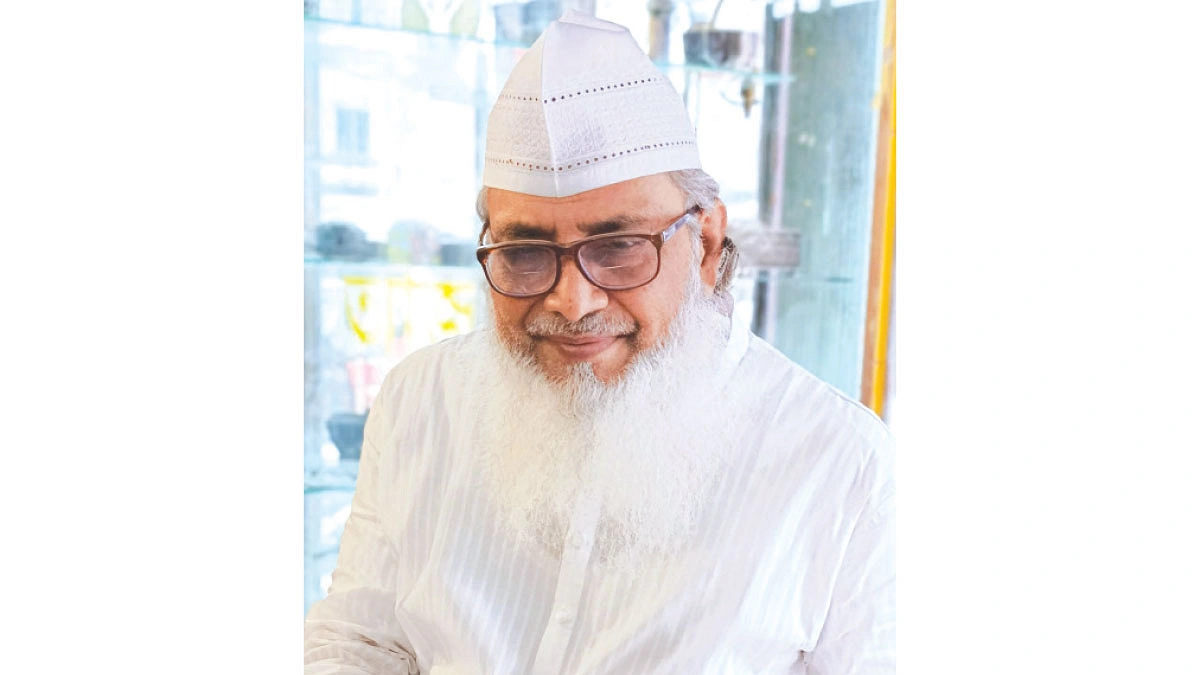 ক্ষুদ্র-মাঝারি ব্যবসায়ীরা যেন টিকে থাকে