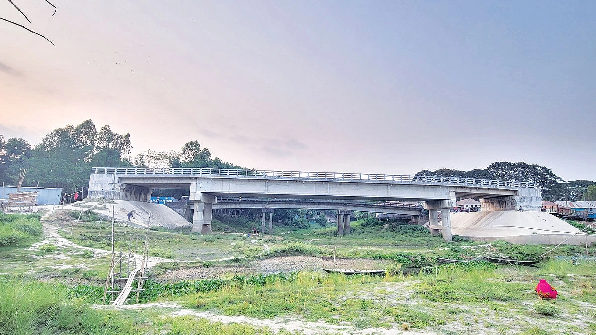 ৬০ কোটি টাকার তিন সেতু অকেজো
