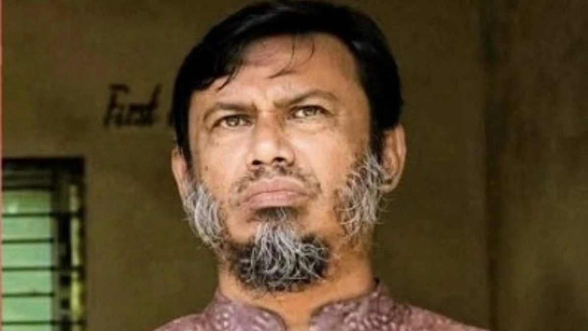 ঘরে স্কুলশিক্ষকের মরদেহ, টেবিল চিরকুট