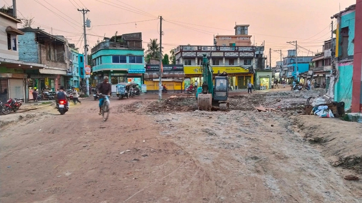 ২ বছরের কাজ শেষ হয়নি ৬ বছরেও